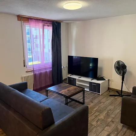 Apartment Family Friendly In The Heart Of
