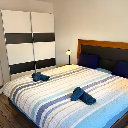 Family Friendly In The Heart Of Apartment *