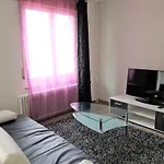 Family Friendly In The Heart Of Appartamento